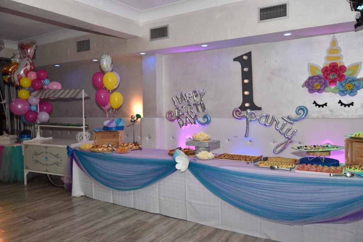 FESTA TEMA UNICORNI